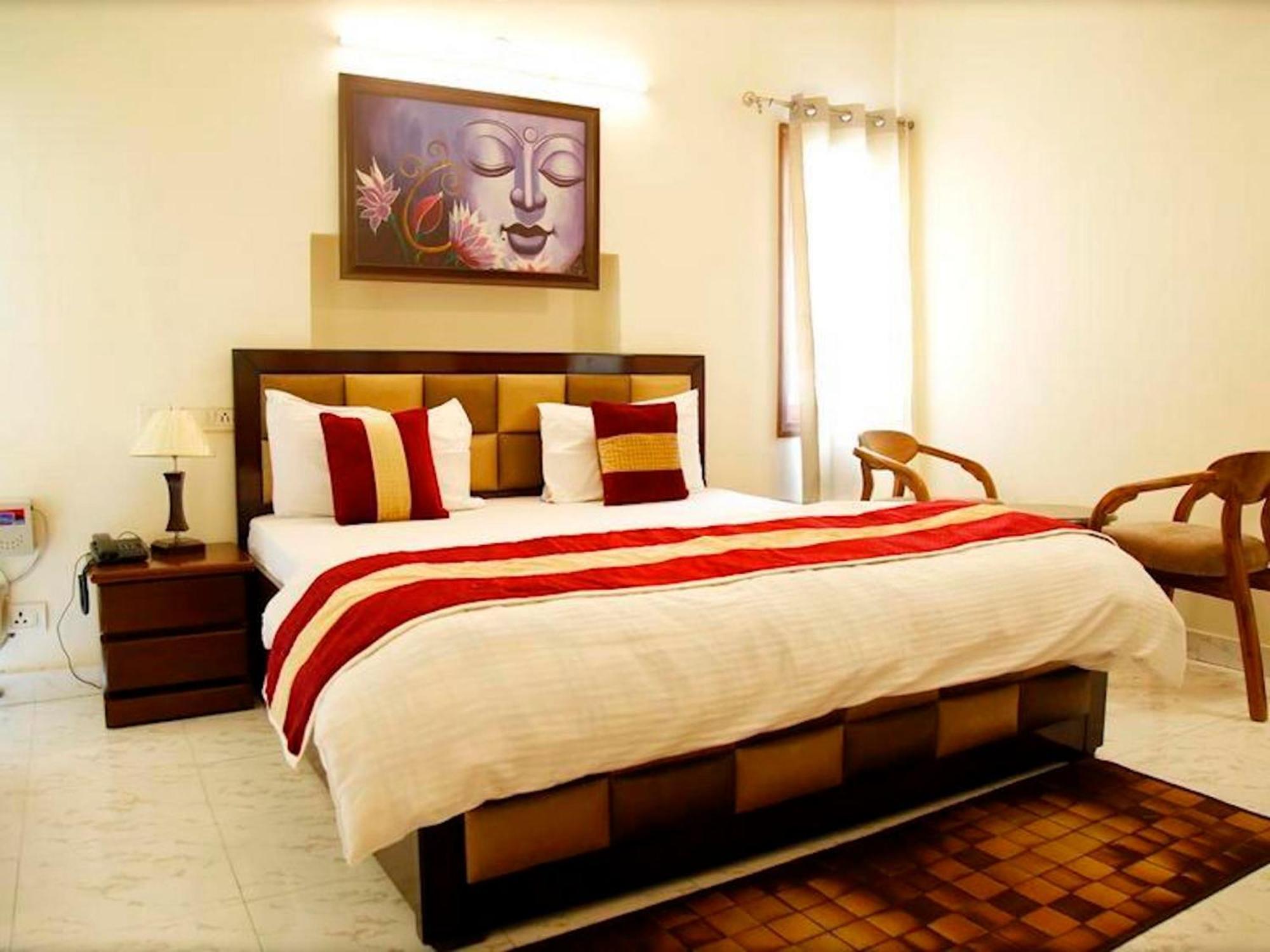 Maplewood Guest House, Neeti Bagh, New Delhiit Is A Boutiqu Guest House - Room 5 Esterno foto
